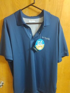 NWT Columbia Men's Navy Blue Polo Shirt - UPF 50 Omni-wick And Omni-shade Size L
